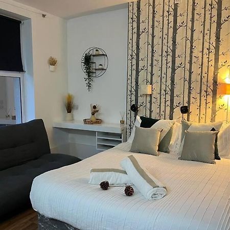 Tree Studio Apartment Barbican F3 ลอนดอน ภายนอก รูปภาพ