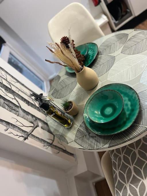 Tree Studio Apartment Barbican F3 ลอนดอน ภายนอก รูปภาพ